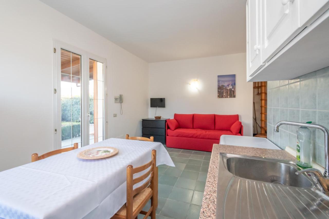 Villa Cicas Sul Mare Кампофеличе-ди-Роччелла Экстерьер фото