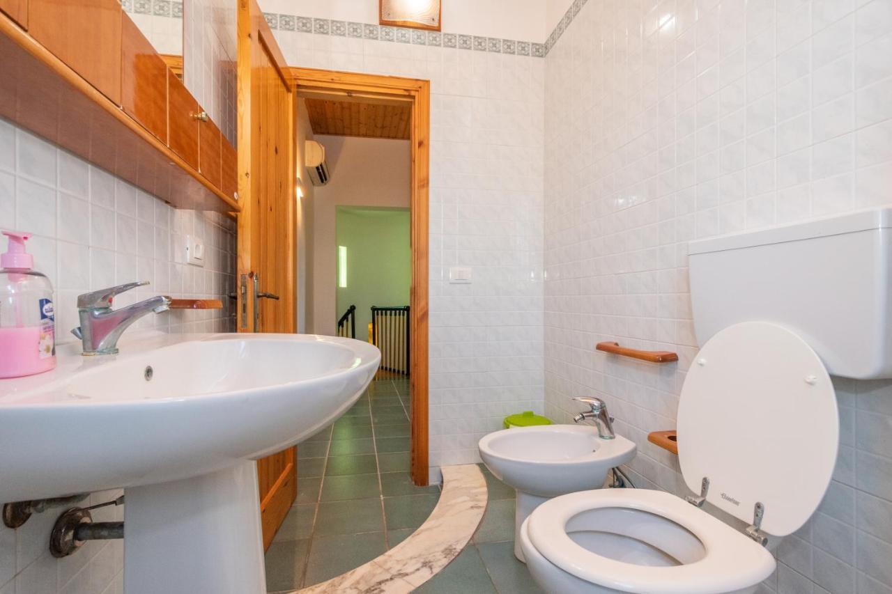 Villa Cicas Sul Mare Кампофеличе-ди-Роччелла Экстерьер фото
