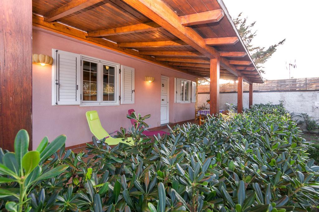 Villa Cicas Sul Mare Кампофеличе-ди-Роччелла Экстерьер фото