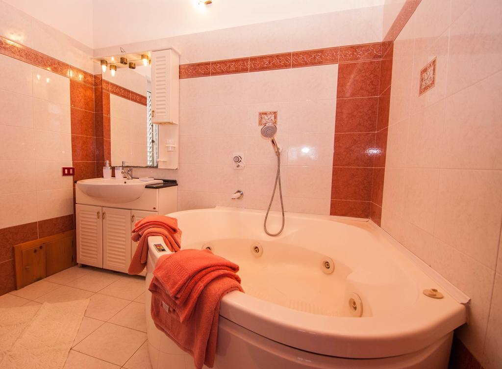Villa Cicas Sul Mare Кампофеличе-ди-Роччелла Экстерьер фото