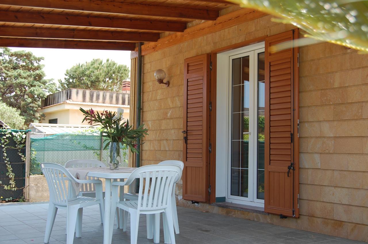Villa Cicas Sul Mare Кампофеличе-ди-Роччелла Экстерьер фото
